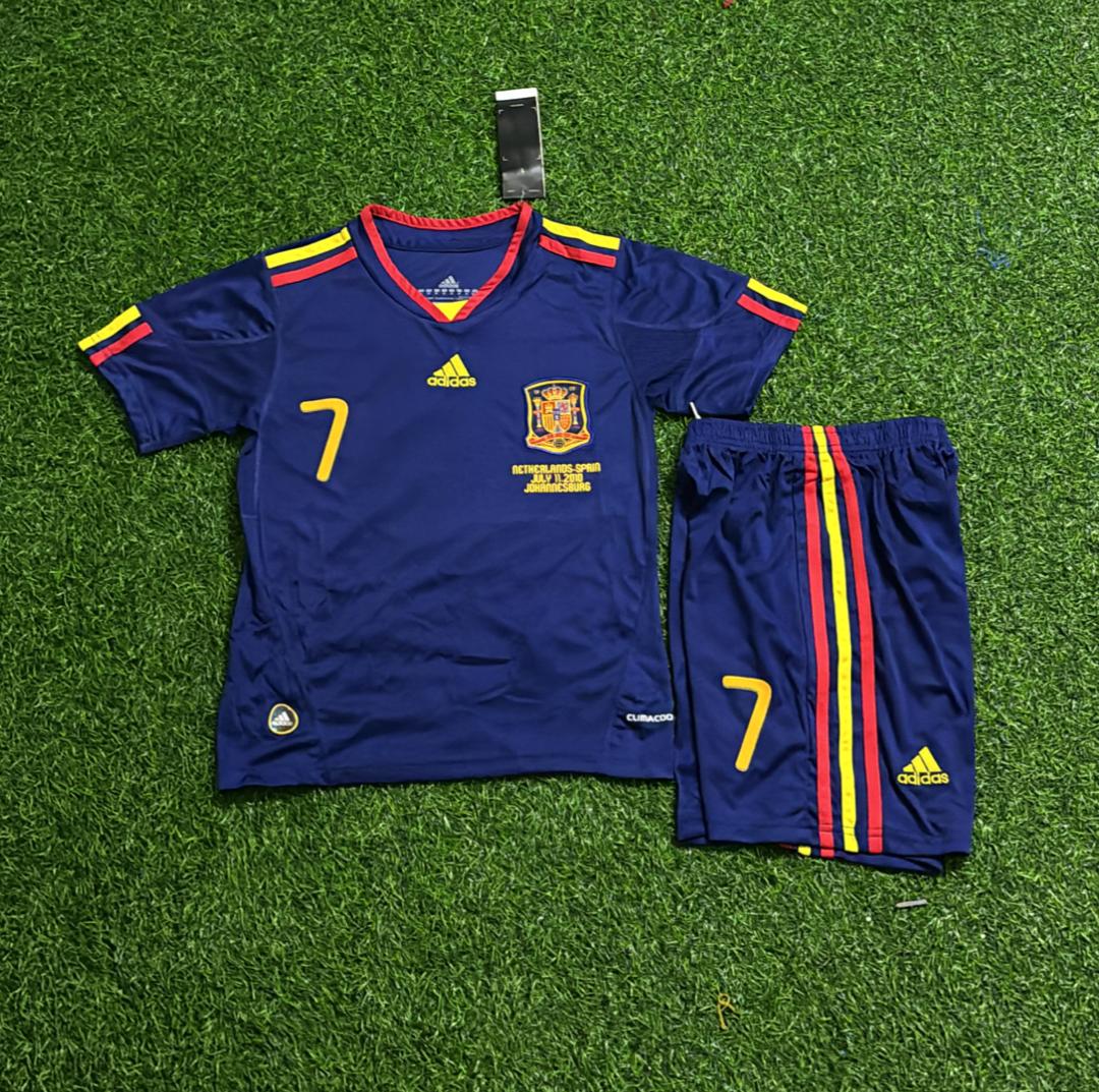 David Villa Spain 2010 World Cup Final Kids Retro Football Jersey Kit