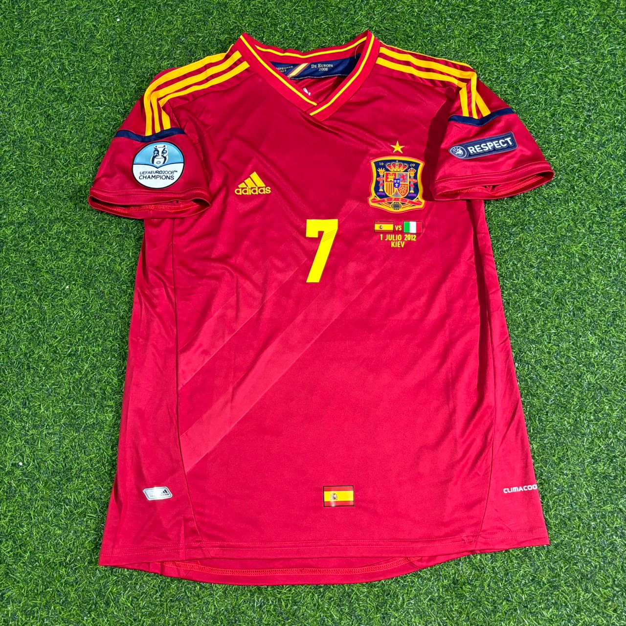 David Villa Spain EURO 2012 Final Retro Football Jersey