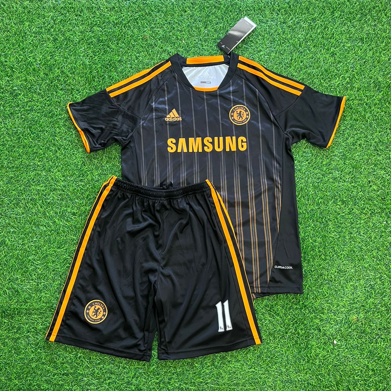 Didier Drogba Chelsea 2010/2011 Kids Retro Football Jersey