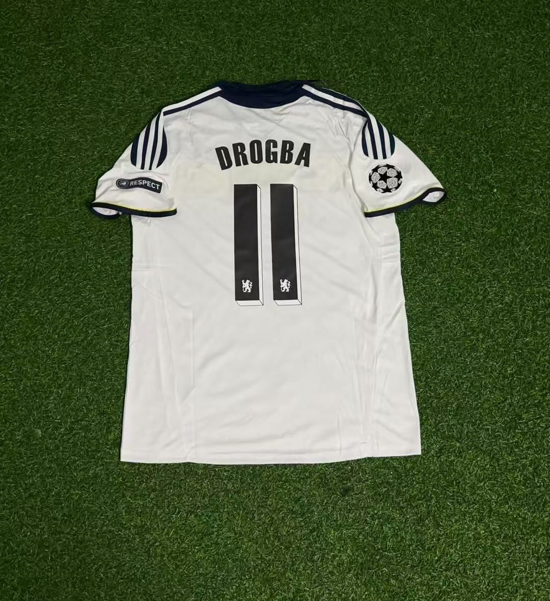 Didier Drogba 11 - Chelsea 2011 2012 CL White Yellow Retro Jersey Trikot Maglia