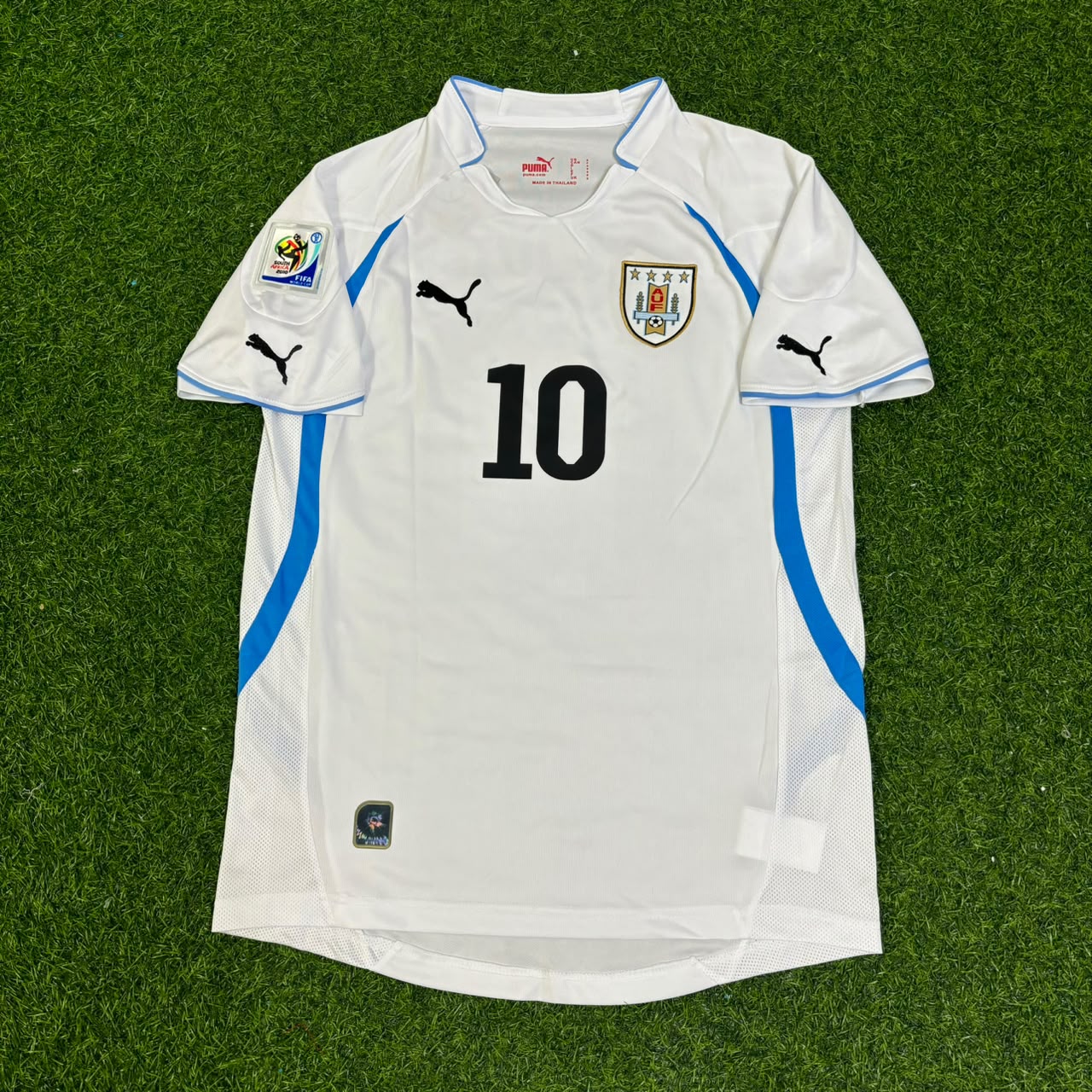 Diego Forlán Uruguay 2010 World Cup White Retro Football Jersey