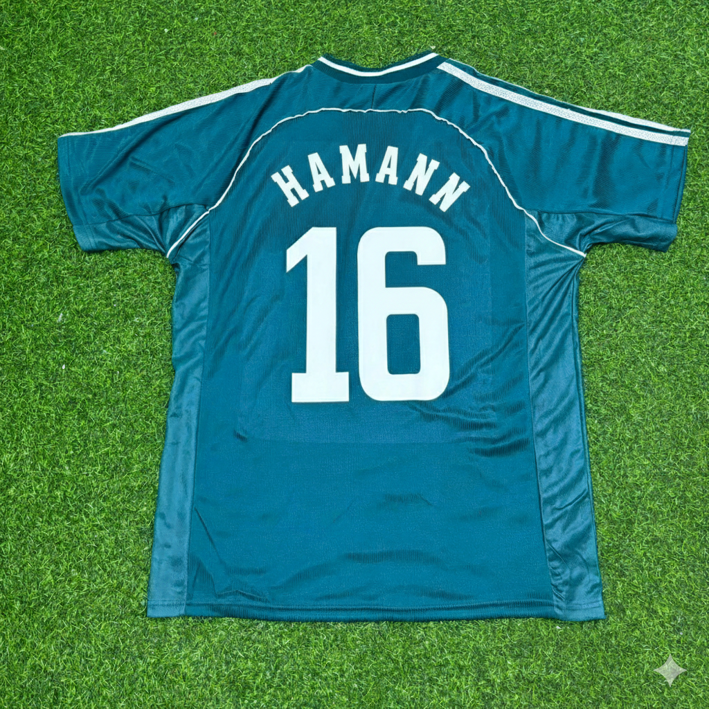 Maillot de football rétro extérieur de l'Allemagne, porté par Dietmar Hamann lors de la Coupe du Monde 1998.