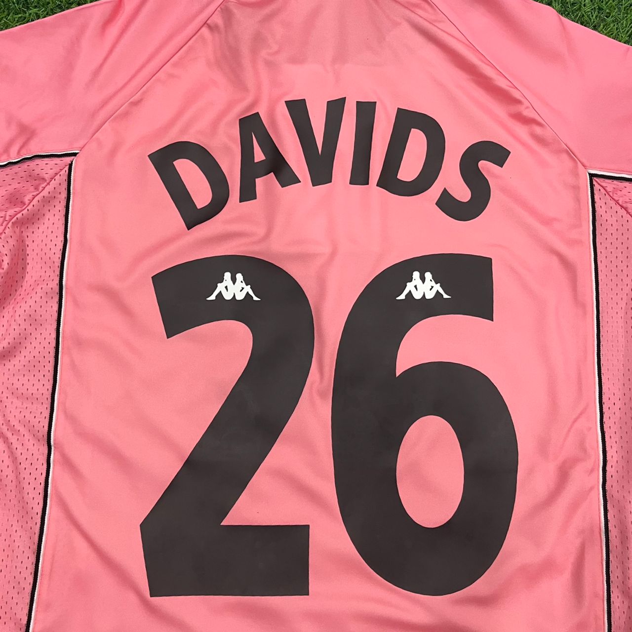 Edgar Davids – Maillot kit rétro rose Juventus 1996-1998 – | Maillot | Maillot