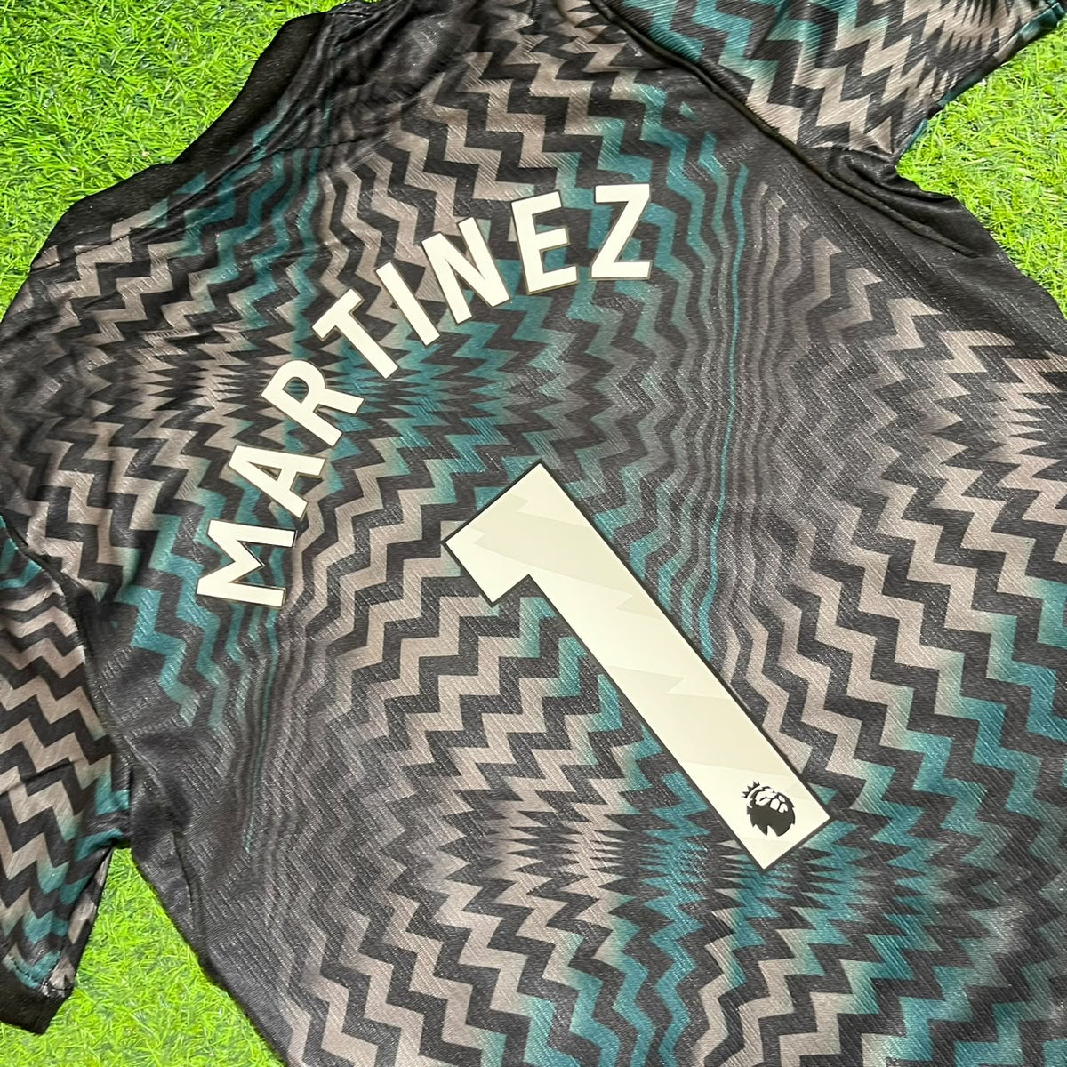 Emiliano Martinez Chelsea  2027 New Season Goalkeeper Football Jersey Kit
