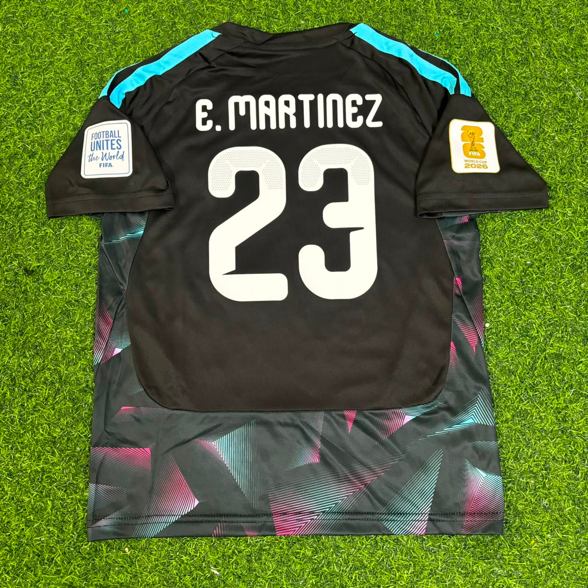Emiliano Martinez Argentina Goalkeeper 2026 World Cup Kids Football Jersey Kit