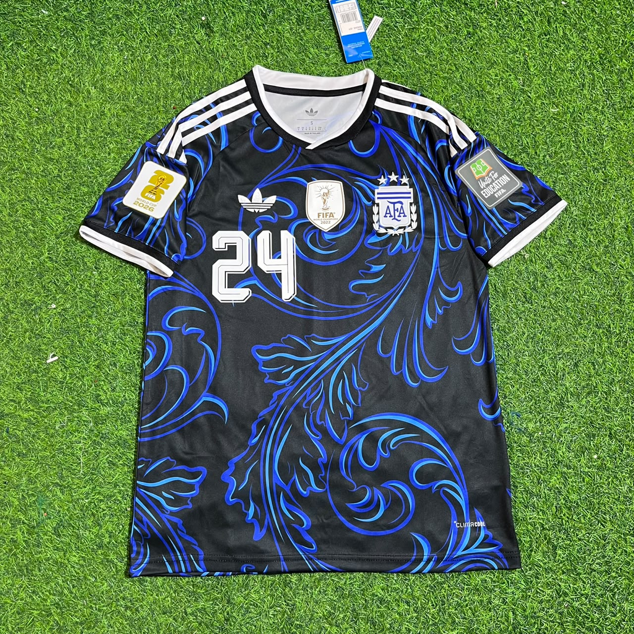 Maillot de football Enzo Fernández #24 Argentine Coupe du Monde 2026 Nouvelle saison