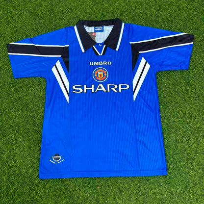 Maillot de football rétro bleu d'Eric Cantona, Manchester United, saison 1996/1997
