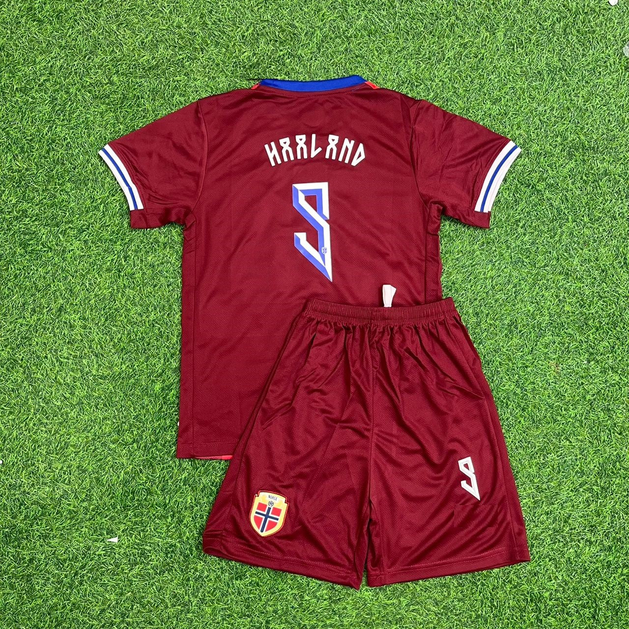Erling Haaland Norwegen 2025 Neues rotes Fußballtrikot