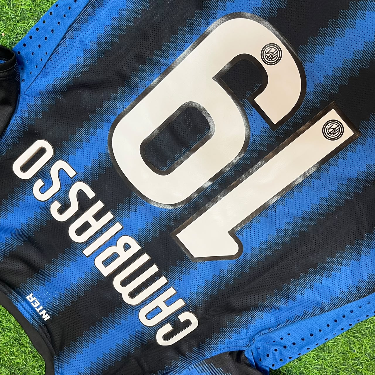 Esteban Cambiasso Inter 2011/2012 Football Jersey