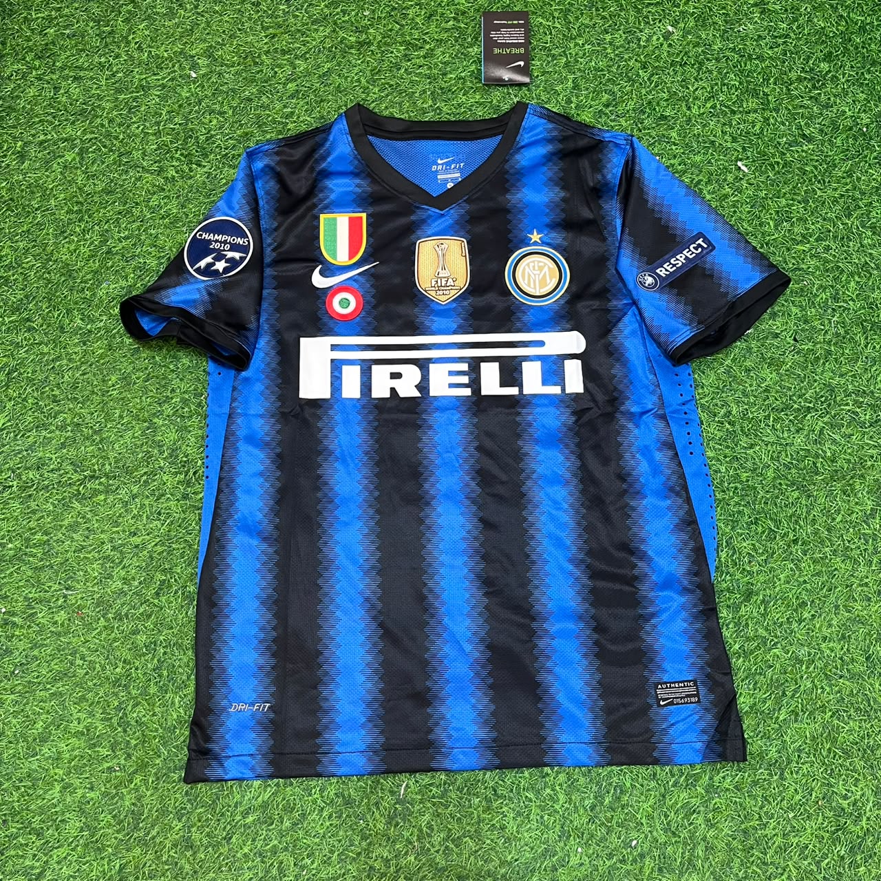 Esteban Cambiasso Inter 2011/2012 Football Jersey