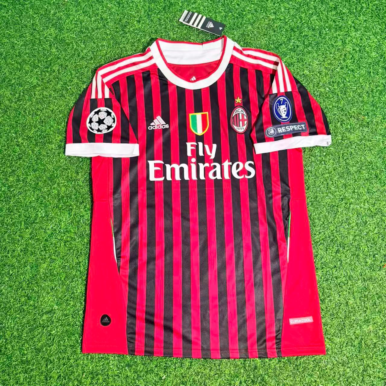 Filippo Inzaghi 9 - AC Milan Home 2011/12 Retro Kit Jersey Maillot Trikot Soccer Shirt