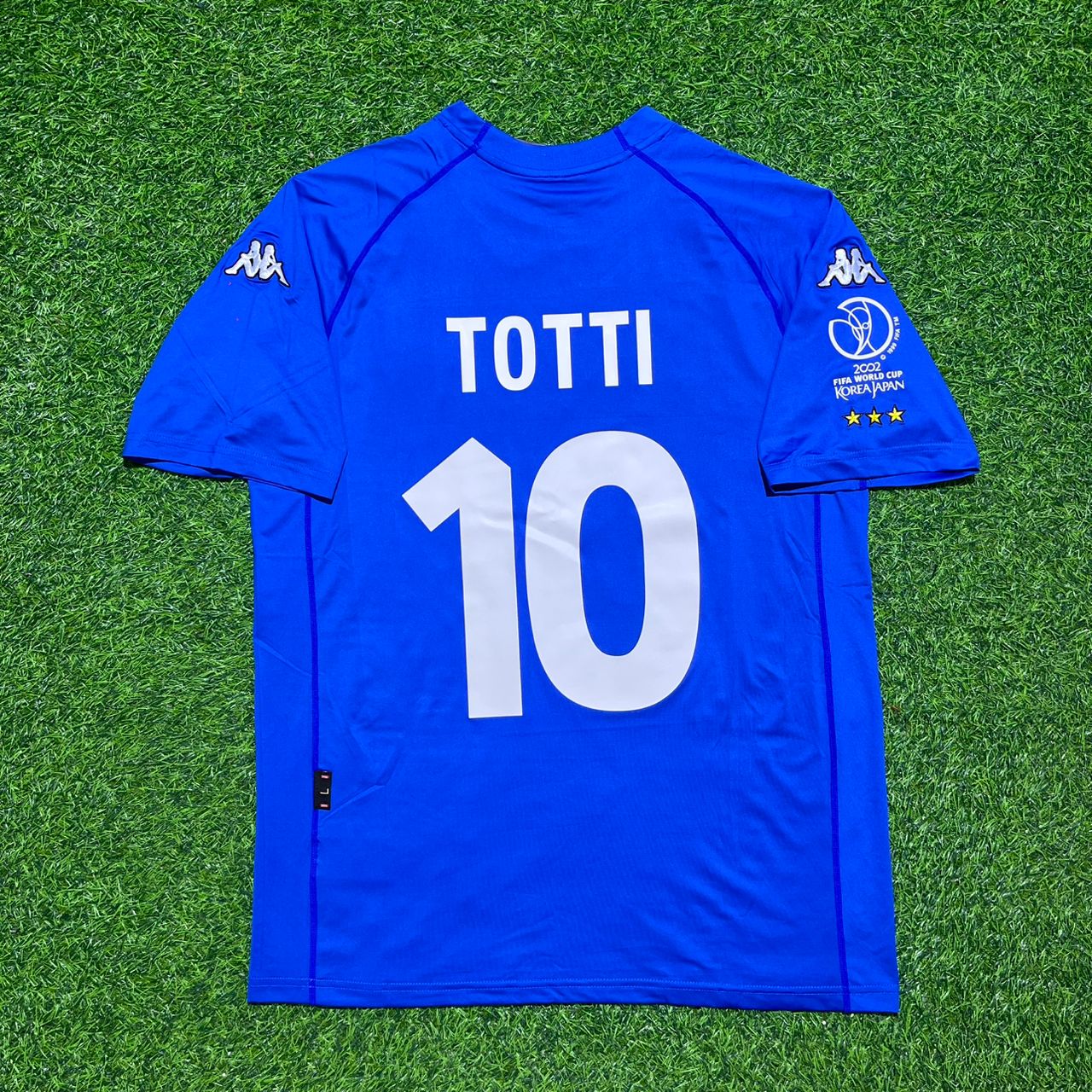 Francesco Totti #10 Italy 2002 World Cup Home Retro Jersey