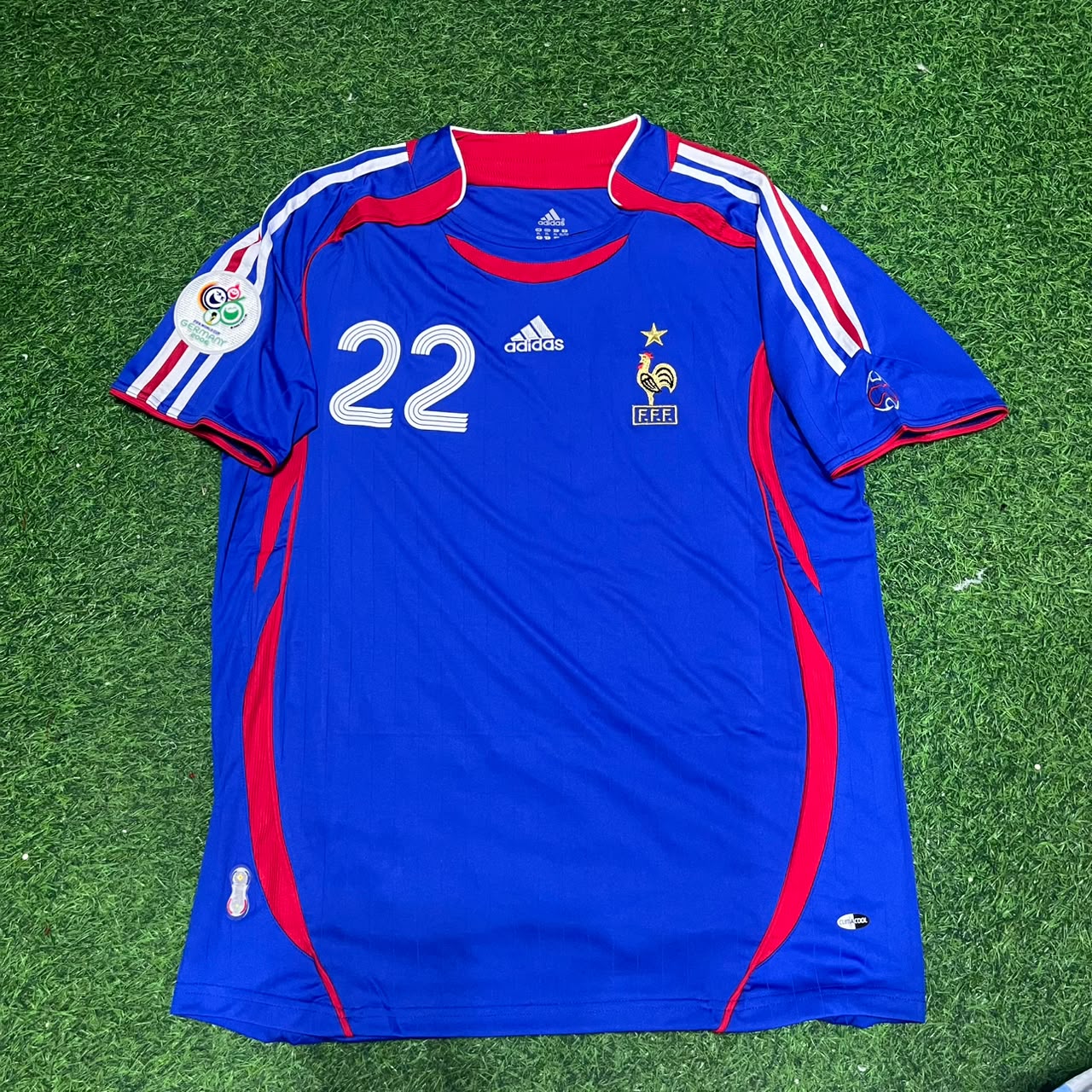 Franck Ribéry Frankreich WM 2006 Blaues Retro-Trikot – | Trikot | Maillot Fußballtrikot