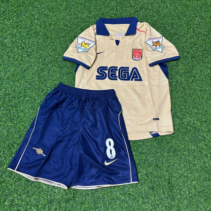 Fredrik Ljungberg #8 Arsenal 2001-2002 Away Golden Kids Retro Football Jersey
