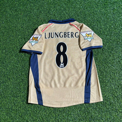 Fredrik Ljungberg #8 Arsenal 2001-2002 Away Golden Kids Retro Football Jersey