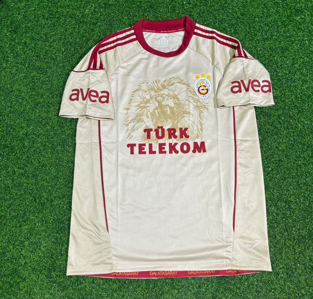 Galatasaray 2010-2011 Retro Football Jersey