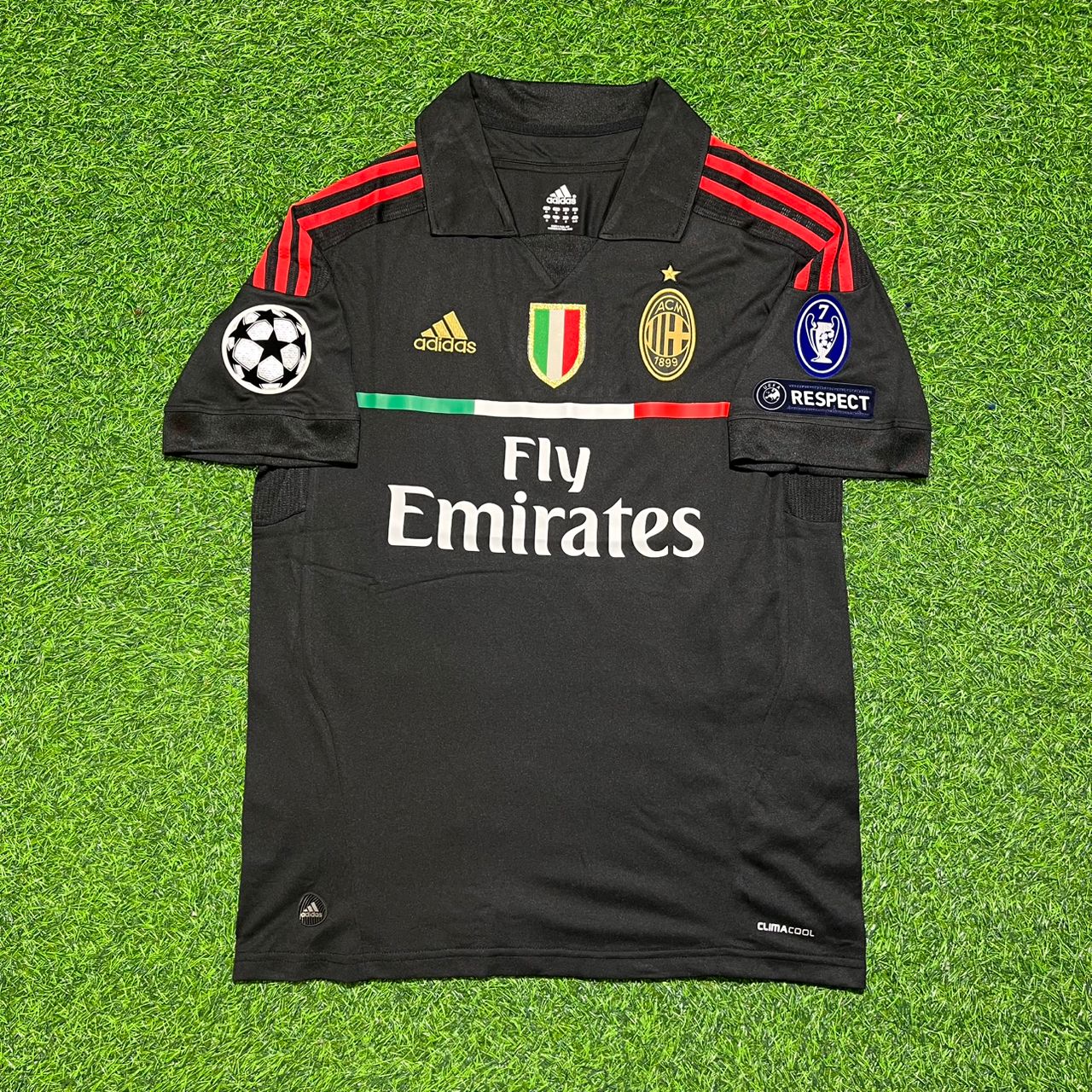 Gennaro Gattuso 8 - Milan Third Kit 2011/12 Retro Kit Jersey Maillot Trikot Soccer Shirt