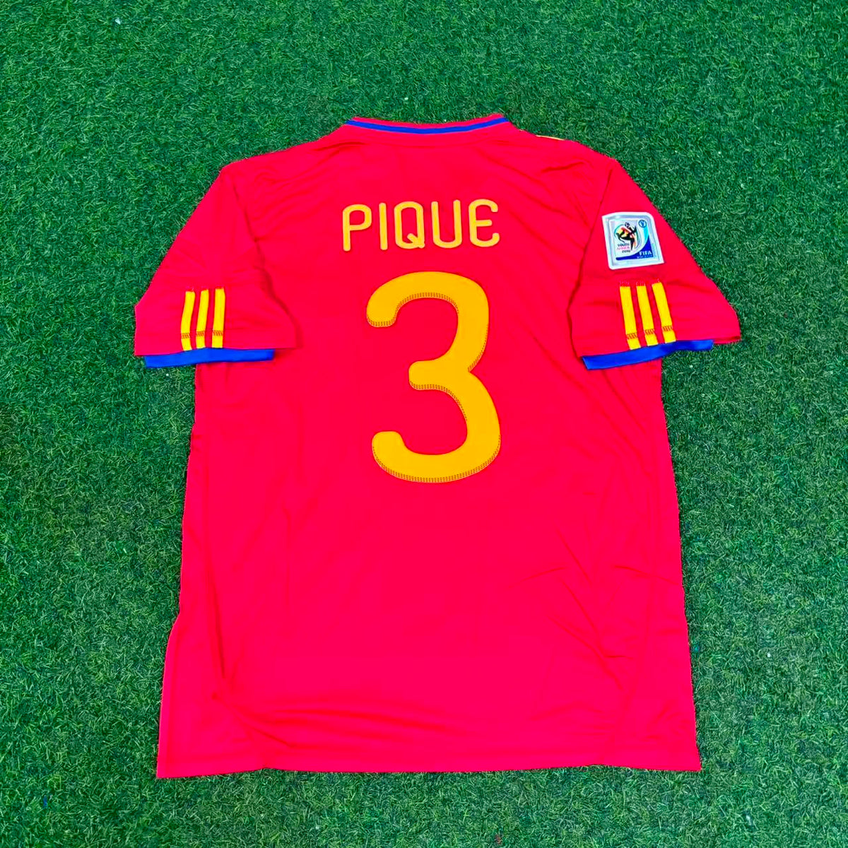Gerard Pique 3 – Spain 2010 World Cup Retro Kit Jersey – | Trikot | Maillot Soccer Shirt