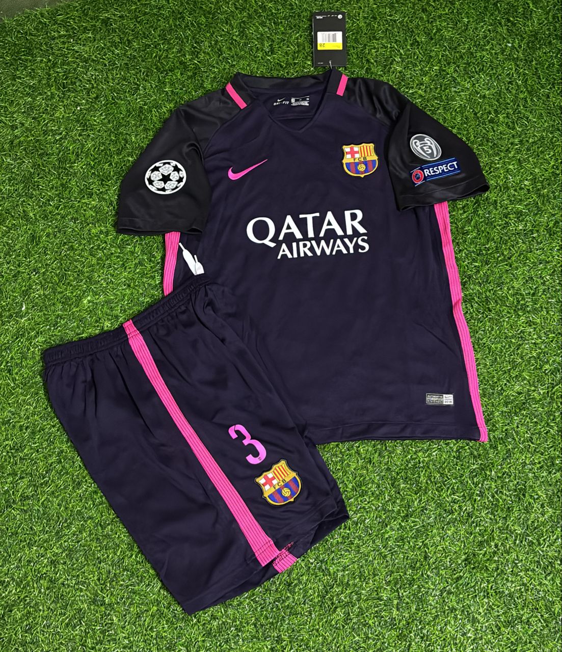 Gerard Piqué Barcelona 2014/15 Black Pink Kids Retro Football Jersey Kit
