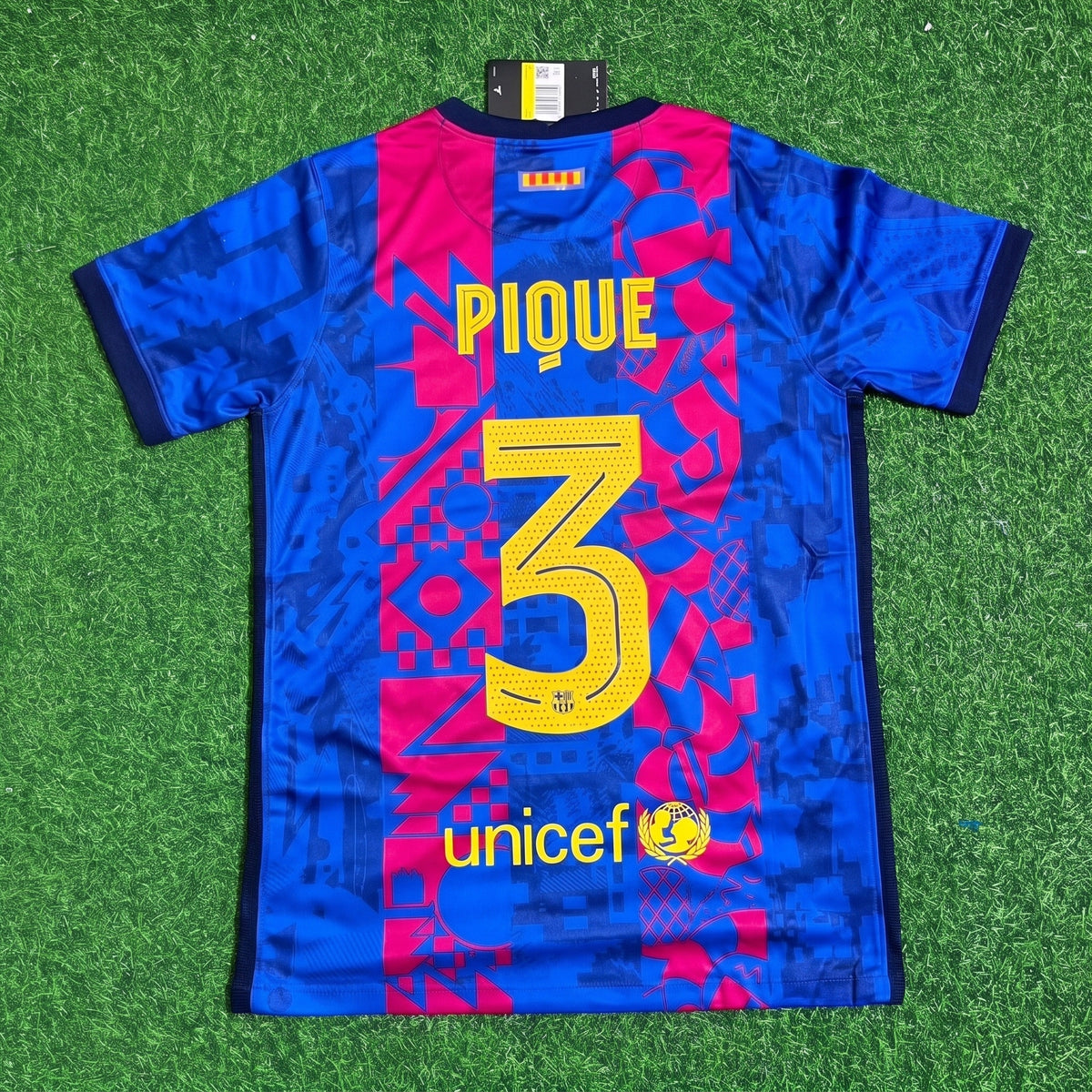 Gerard Pique #3 Barcelona 2021-2022 Season Third Retro Jersey Trikot Soccer Shirt