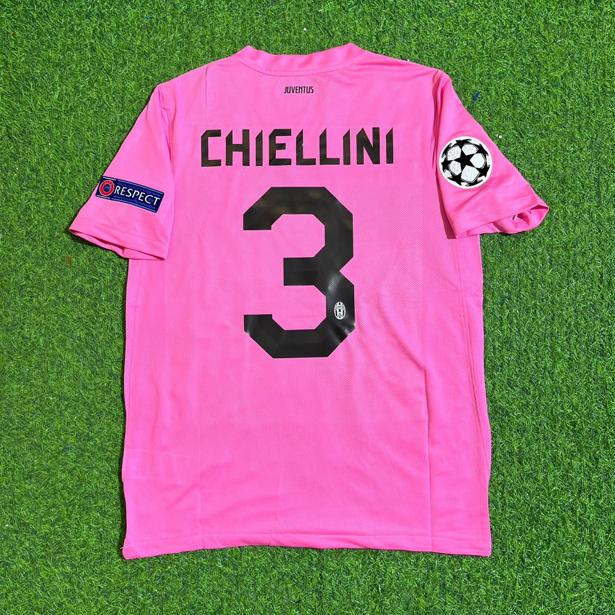 Giorgio Chiellini Juventus Pink 2012 2013 Season Retro Jersey Soccer Shirt