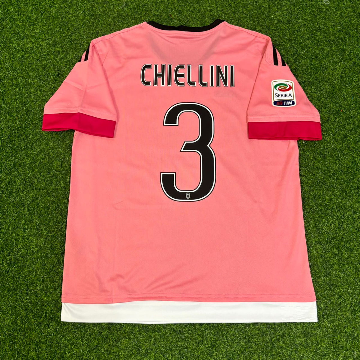 Giorgio Chiellini Juventus Retro Pink 2015-2016 Jersey Trikot