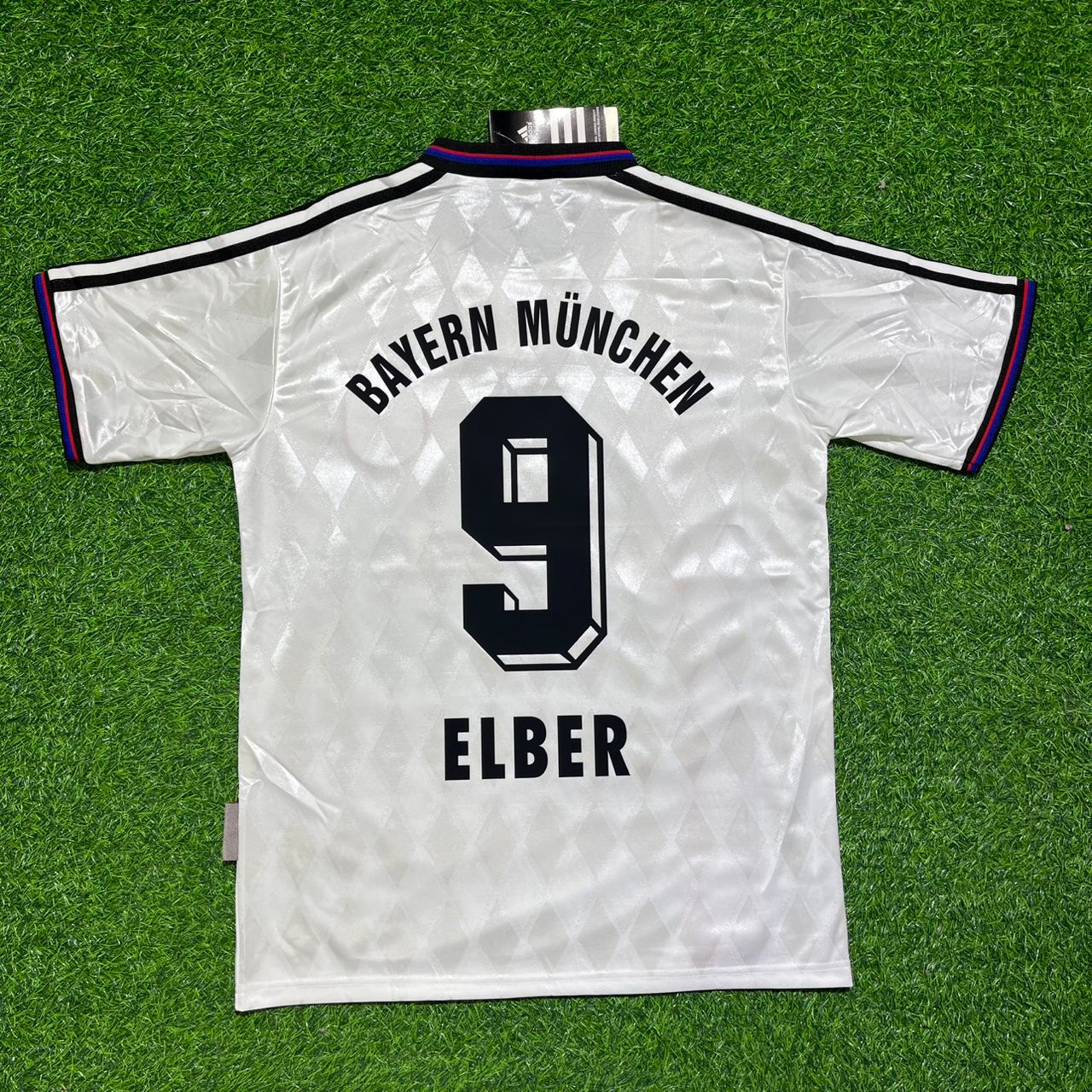 Giovane Elber Bayern München 1997–1998 Auswärts Weißes Retro Fußballtrikot