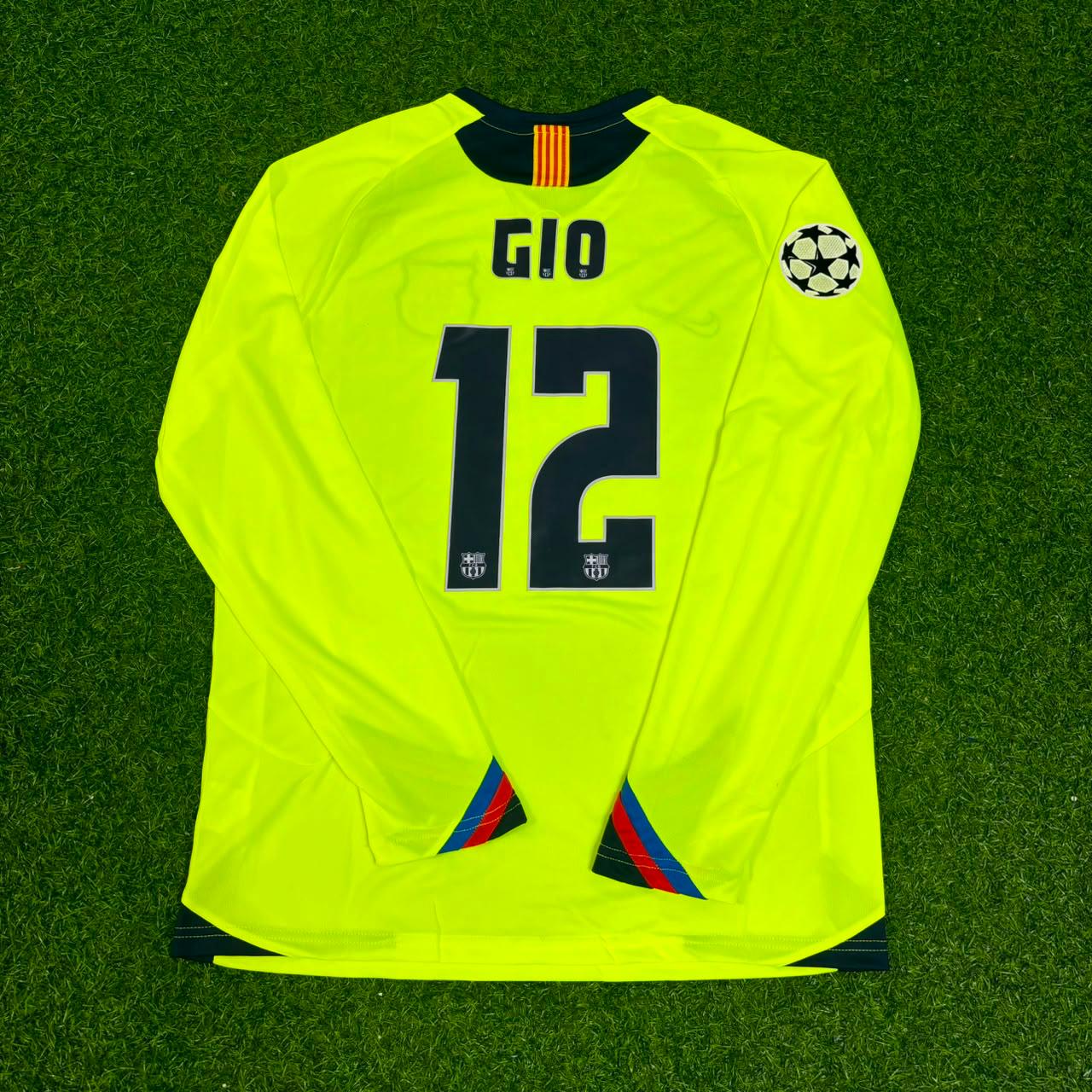 Maillot de football rétro à manches longues jaune-vert Giovanni van Bronckhorst Barcelone 2005-2006