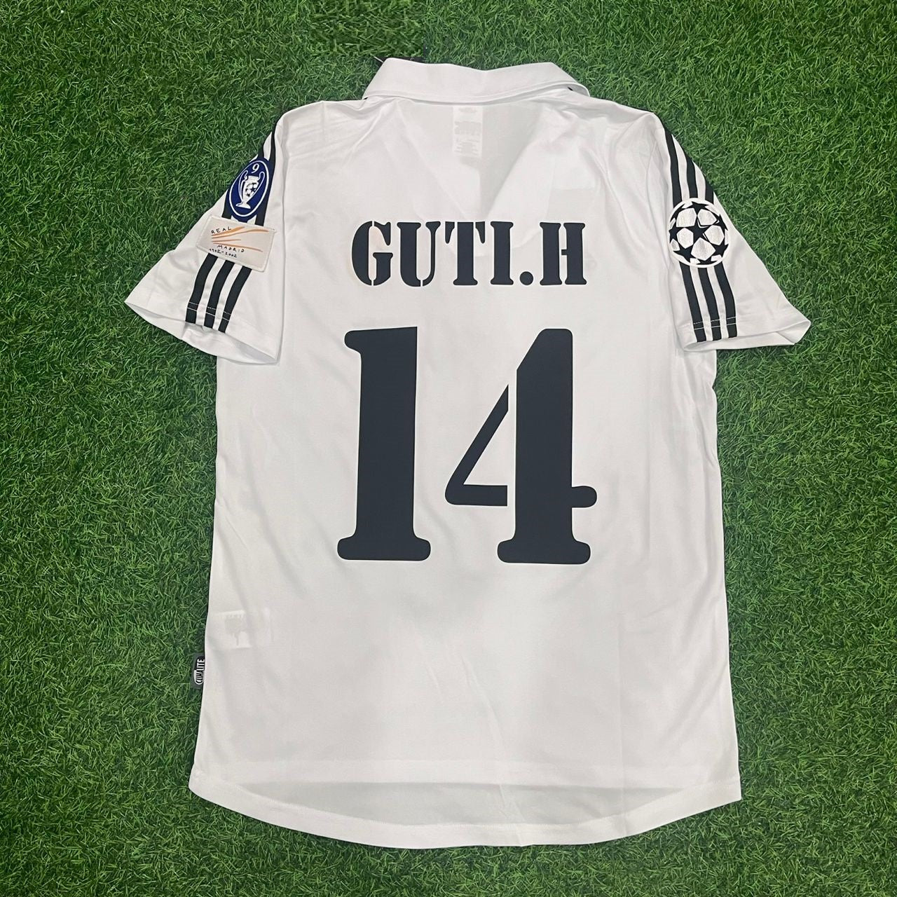 Guti Hernández Real Madrid 2002–2003 Home Retro Football Jersey Kit