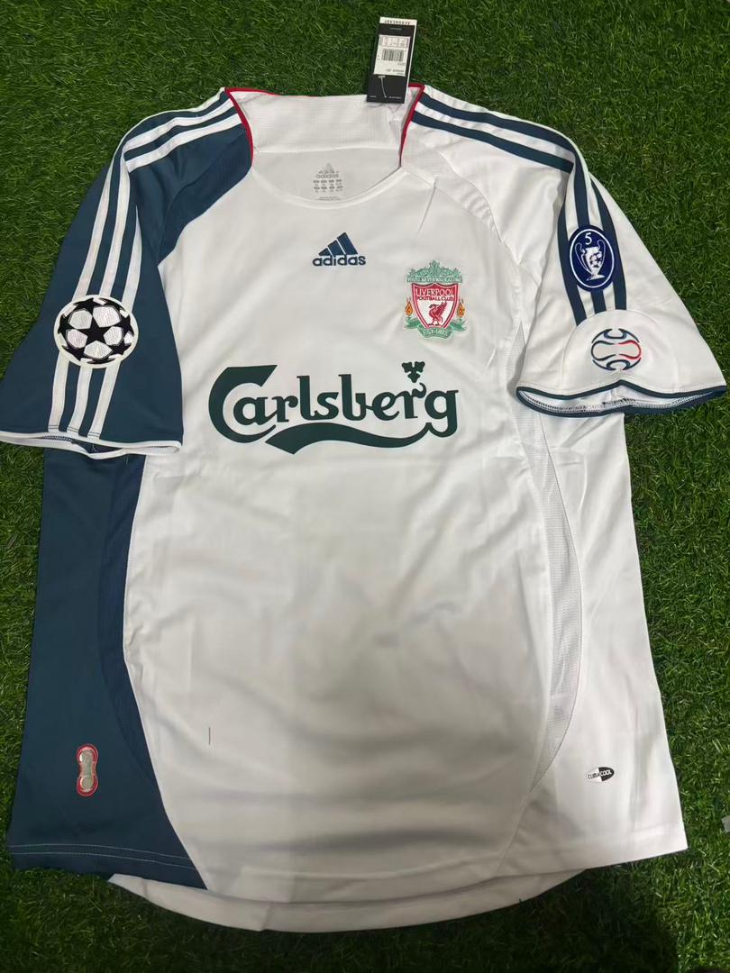 Harry Kewell Liverpool 2006 2007 White Retro Jersey