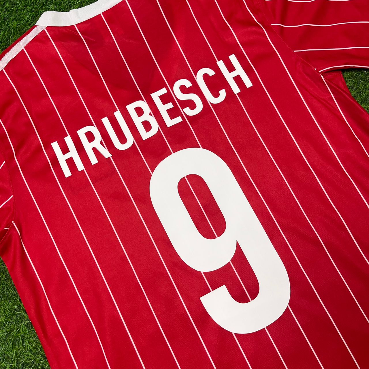 Horst Hrubesch Hamburger SV Rotes Heimtrikot Retro Fußballtrikot