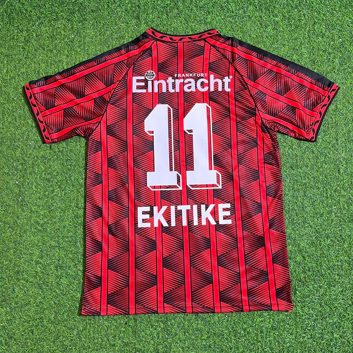Hugo Ekitiké 11- Eintracht Frankfurt Retro Fußballtrikot