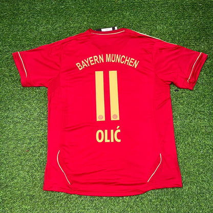 Ivica Olić #11 Bayern Munich 2011-2013 Football Jersey