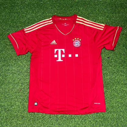Ivica Olić #11 Bayern Munich 2011-2013 Football Jersey