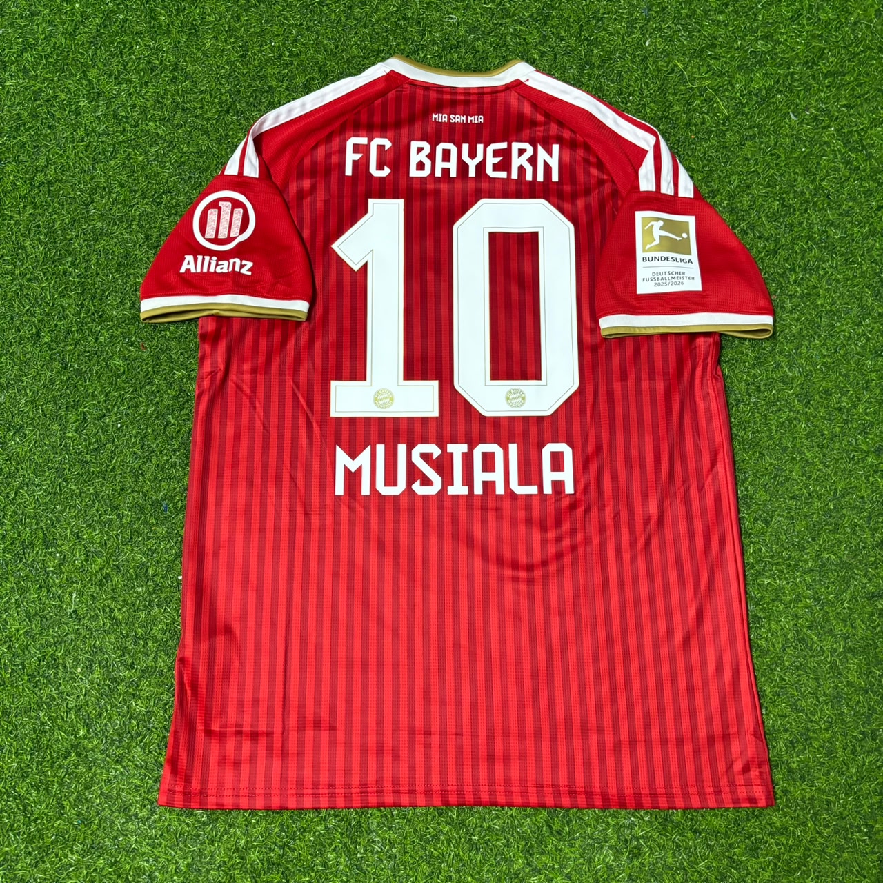 Jamal Musiala #10 Bayern Munich 2027 Bundesliga Championship Patch Football Jersey