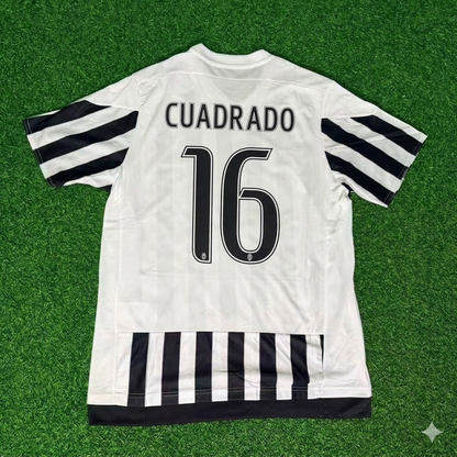 Juan Guillermo Cuadrado 16-Juventus 2015-2016 Retro Home Football Jersey Trikot