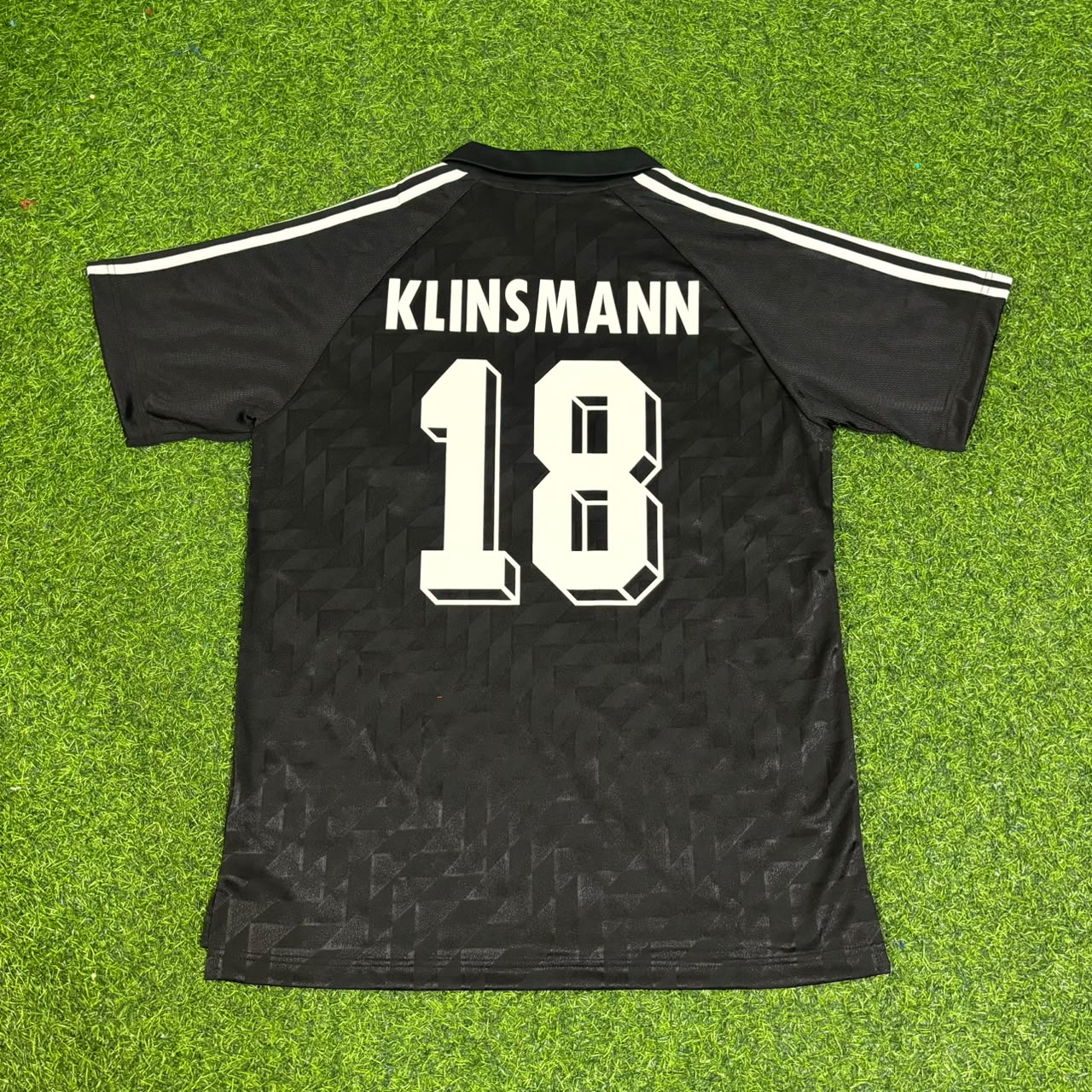 Jürgen Klinsmann Deutschland 1990 WM Schwarzes Retro Fußballtrikot