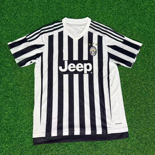 Juventus 2015-2016 Retro Home Football Jersey Trikot