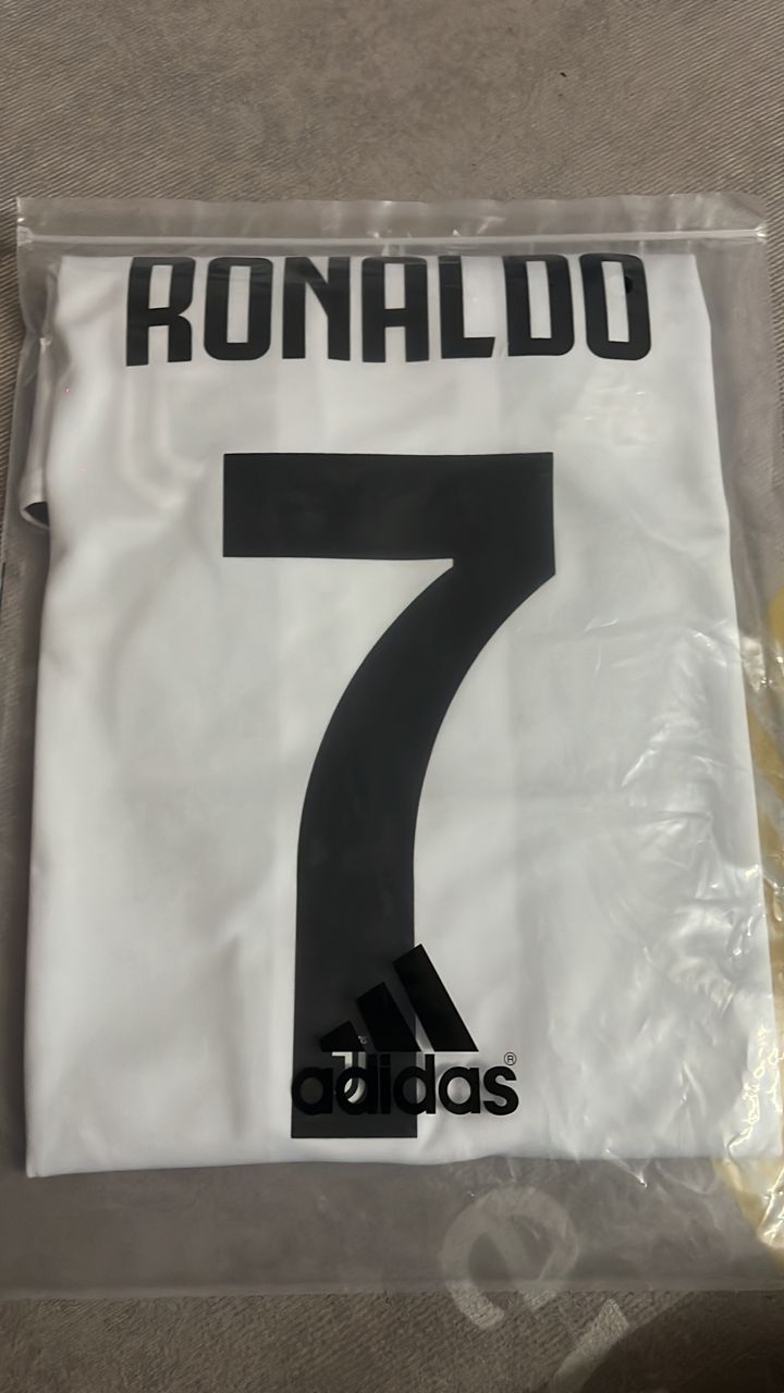 Cristiano Ronaldo Juventus 2018 2019 Retro Jersey Trikot