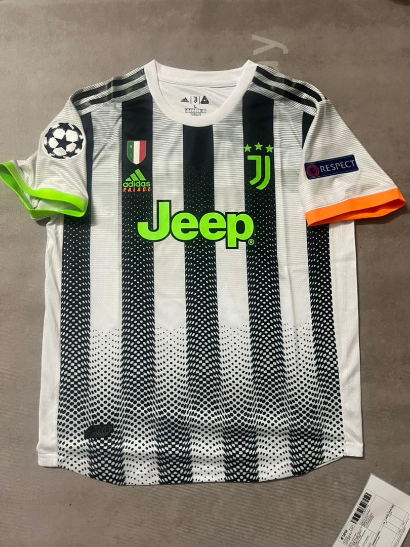 Cristiano Ronaldo Juventus Retro Jersey Trikot