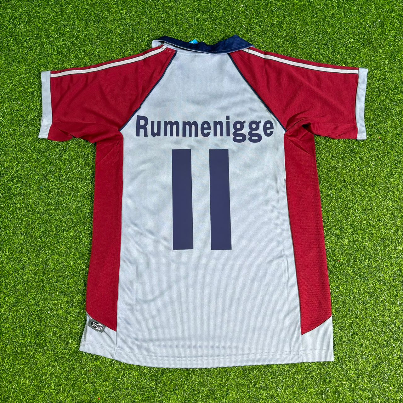 Karl-Heinz Rummenigge #11 FC Bayern München Auswärts Retro Fußballtrikot Grau