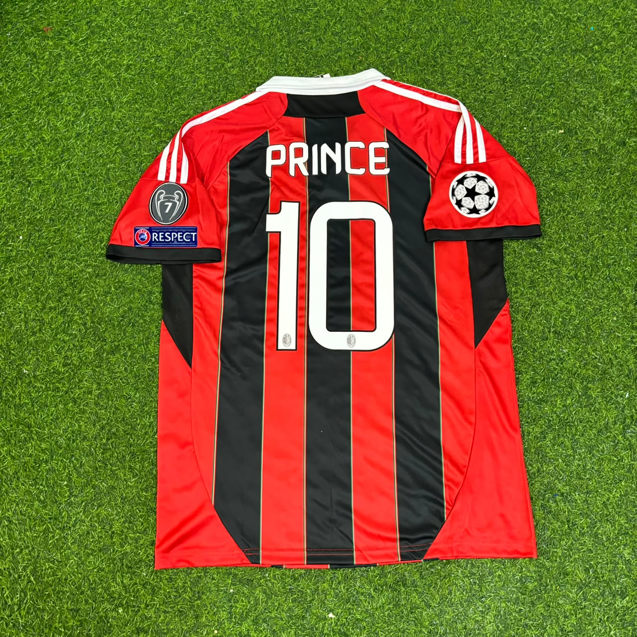 Kevin-Prince Boateng – AC Milan 2012/13 Home Retro Kit Jersey – | Trikot | Maillot Soccer Shirt