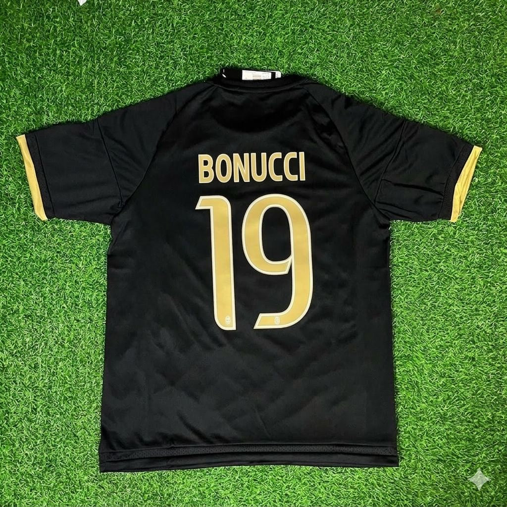 Leonardo Bonucci 19- Juventus Retro Black Kit Jersey Trikot Maglia Soccer Shirt