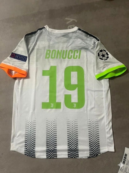 Leonardo Bonucci 19– Juventus 2019-20 Home Jersey | Retro Kit | Maillot | Trikot