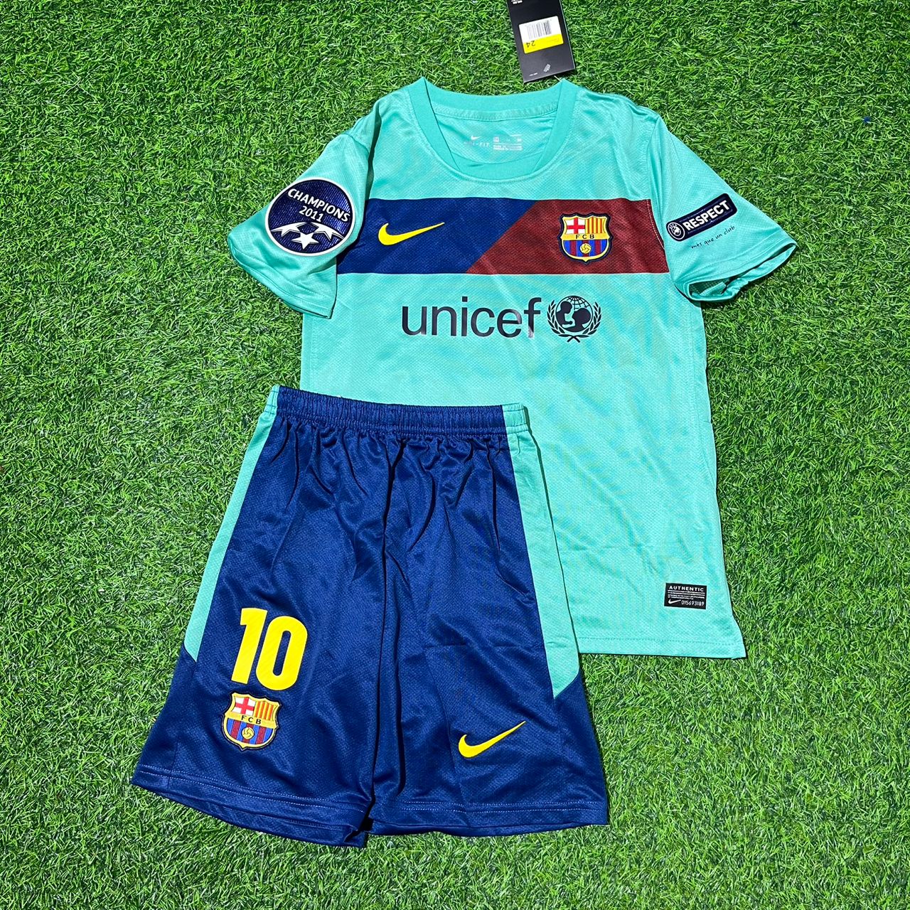Lionel Messi Barcelona 2011/12 Blue Red Home Retro Kids Football Jersey Kit