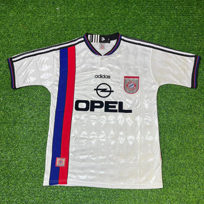 Markus Babbel Bayern Munich 1997–1998 Away White Retro Football Jersey Kit
