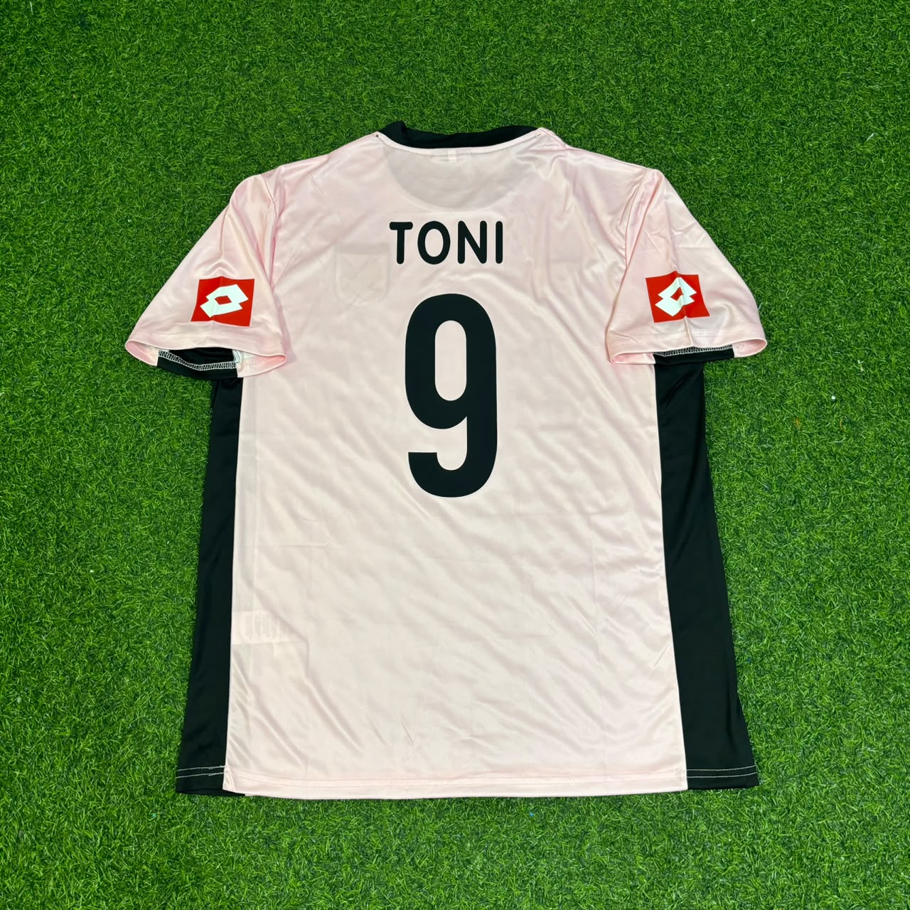 Luca Toni Palermo FC 2003-2004 Pink Retro Football Jersey