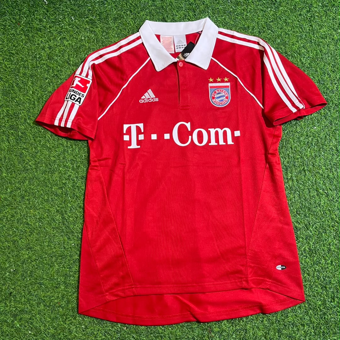 Lucio Bayern Munich 2005 06 Bundesliga Red Home Retro Football Jersey