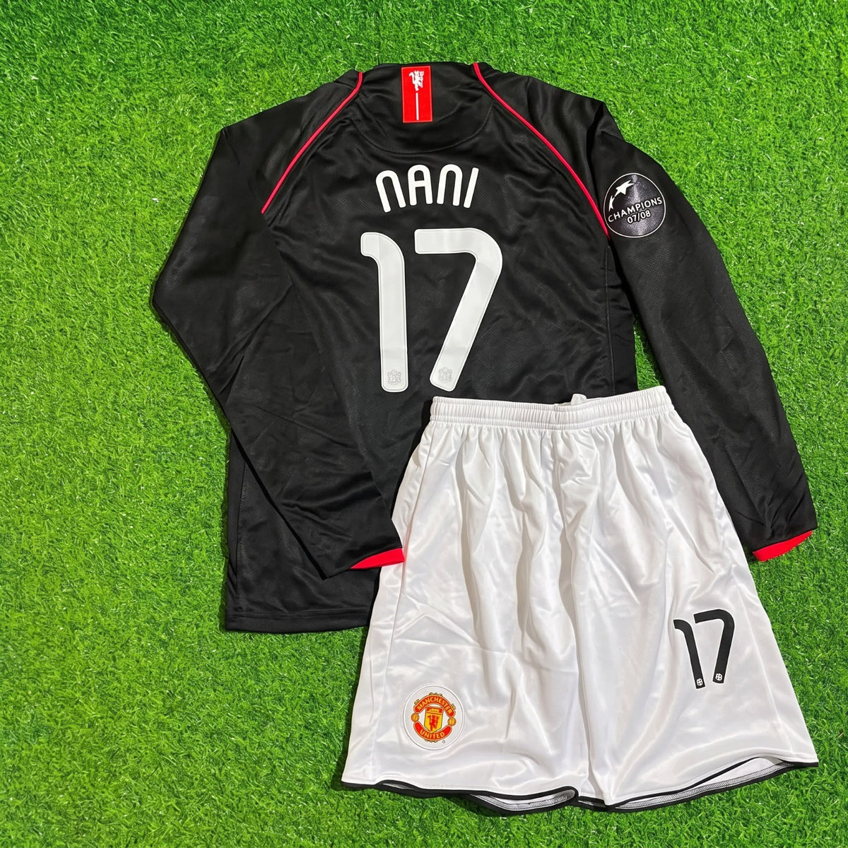 Luis Nani Manchester United 2007/2008 CL Patch Black KIDS Retro Football Jersey Kit