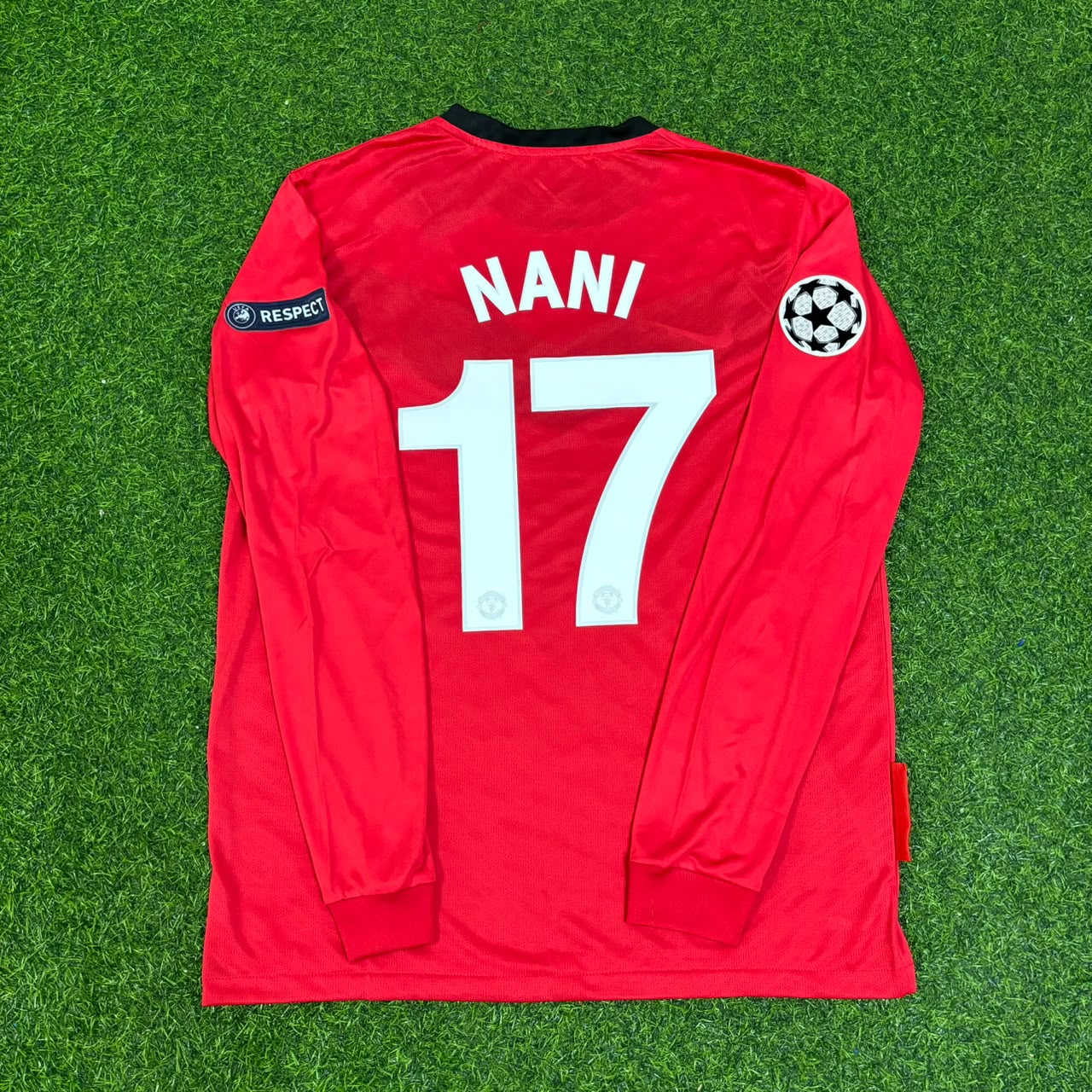 Luis Nani #17 Manchester United 2009-2010 Retro Long Sleeve Football Jersey